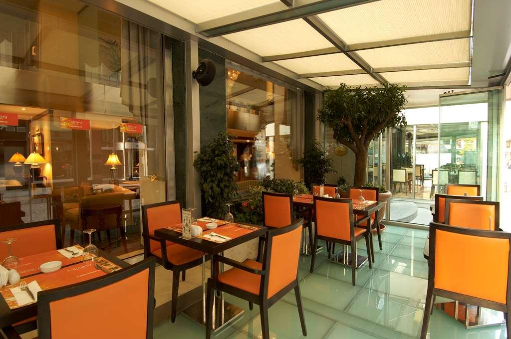 Eresin Hotels Taxim & Premier Estambul Restaurante foto